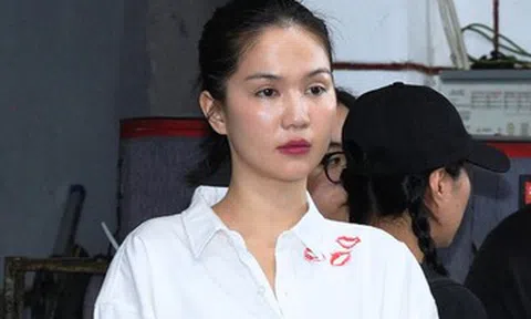 Người đẹp Ngọc Trinh tiều tụy