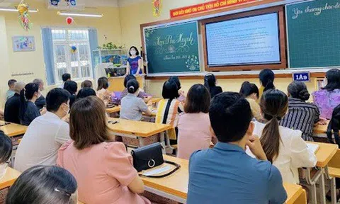 Lại có 1 thủ đoạn lừa đảo mới nhắm tới phụ huynh học sinh: Ai có con đi học phải cảnh giác