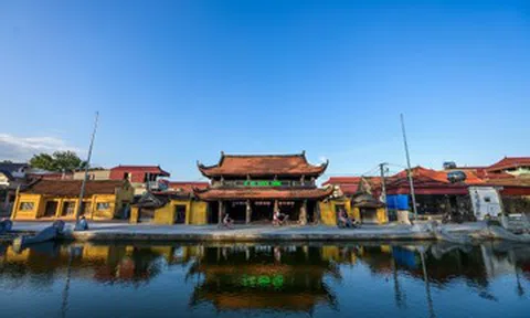Ngôi cổ tự trăm năm vắng bóng nhà sư ở làng khoa bảng nổi tiếng Ninh Bình