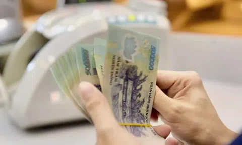 Đề nghị tăng lương cơ sở ngay từ ngày 1/1/2026