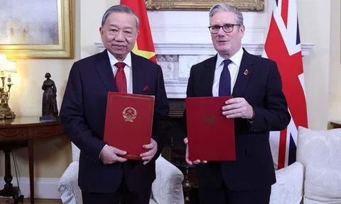 Việt Nam-Anh nâng cấp quan hệ lên Đối tác chiến lược toàn diện