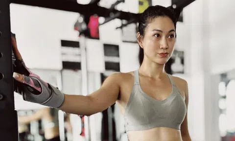 Diễn viên Phi Ngọc Ánh bị đánh máu đầy mặt, livestream cầu cứu