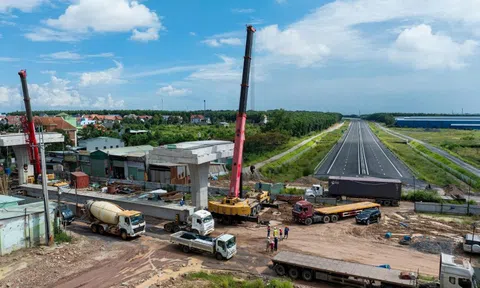 Trung Nam E&C dự kiến lập kỷ lục gác 42 phiến dầm trong 15 ngày đêm tại Cao tốc Biên Hòa – Vùng Tàu
