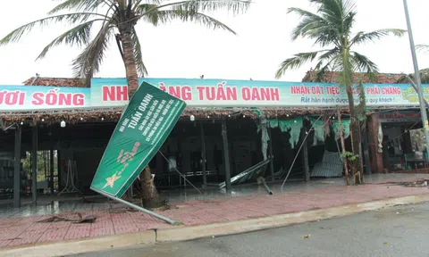 Chật vật khắc phục hậu quả, du lịch biển Hà Tĩnh vẫn chưa thể “hồi sinh”