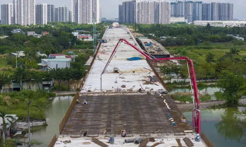 Cận cảnh gần 13 km cầu cạn Vành đai 3 TP.HCM chạy xuyên khu đô thị