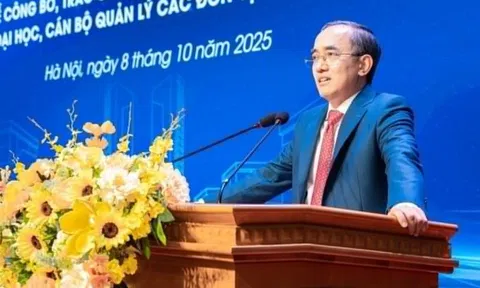 Đại gia sở hữu 6.200 tỷ đồng đạt chuẩn giáo sư 2025