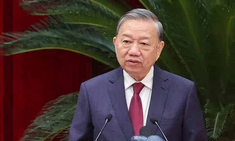 TRUNG ƯƠNG THỐNG NHẤT NHÂN SỰ GIỚI THIỆU THAM GIA BỘ CHÍNH TRỊ, BAN BÍ THƯ KHÓA XIV