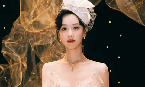 "Nàng thơ của Tô Hữu Bằng" Trần Đô Linh mặc đầm Việt