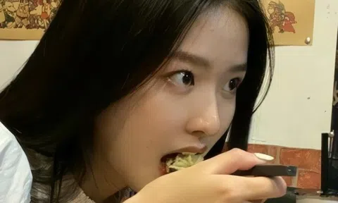 Đang ăn mà cảm nhận được 6 thứ này phải lên lịch đi khám ngay hôm sau: Đủ loại ung thư đã đến!