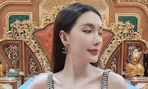 "Ngân Collagen lì đòn?"