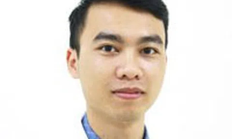 Bác sĩ khiến hơn 2 triệu người thán phục: Bố và anh mất vì ung thư, mẹ đi phụ hồ, chàng trai 38kg đạp xe rách lốp trở thành thủ khoa ĐH