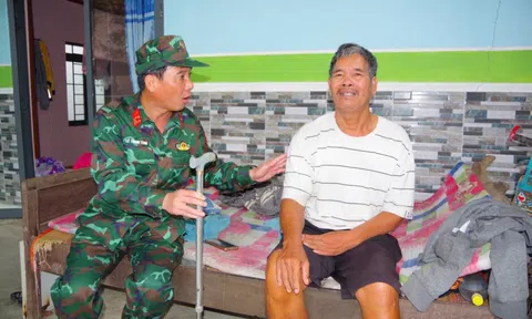 Quảng Ngãi gấp rút sơ tán dân trước giờ bão số 13 áp sát đất liền