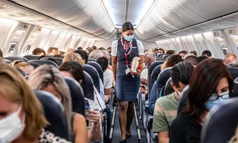 Tiếng 'đing' và ký hiệu lạ ở máy bay, ngôn ngữ bí mật giữa tiếp viên và phi công