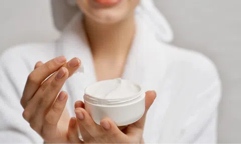 NÓNG: Thu hồi toàn quốc, tiêu hủy lô kem dưỡng ẩm kém chất lượng