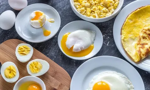Người thông minh thường ăn trứng cùng 5 loại thực phẩm này: Toàn loại sẵn có ở Việt Nam