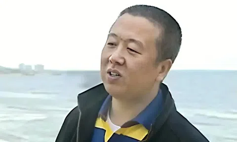 Bị chê cười vì ném 1,58 triệu tấn đá xuống biển trong 5 năm liên tiếp, người đàn ông kiếm được 185 tỷ đồng/năm nhờ “ngân hàng” dưới đại dương