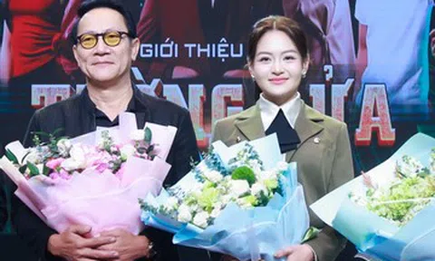 NSƯT Hoàng Hải đóng vai lãnh đạo công an sau 20 năm, 2 tháng chưa về nhà với vợ