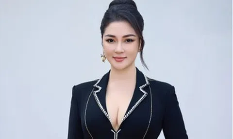 4 hoa hậu của Việt Nam gây mê lòng người nhờ ‘khuôn trăng đầy đặn’ là ai?