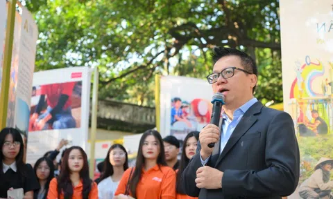 Từ "2.000đ biến thành 196 tỷ" đến "chàng shipper" phục dựng 8.000 ảnh liệt sĩ: Hành trình ấn tượng tại Human Act Prize 2025