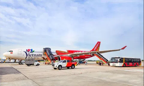 Vietjet tự phục vụ mặt đất: Tỷ lệ đúng giờ tại Tân Sơn Nhất tăng mạnh, tạo đà cho mùa cao điểm cuối năm