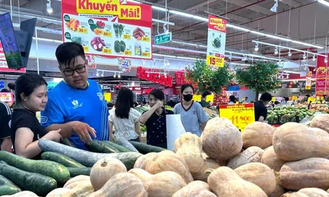 Thủ tướng yêu cầu kiểm soát lạm phát, giữ vững ổn định kinh tế vĩ mô