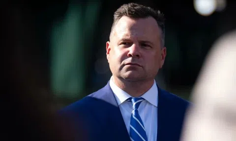 'Bản sao' của ông Trump và những cú ra đòn làm xáo trộn Nhà Trắng