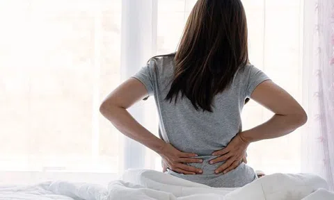 90% người Việt đang ngủ sai tư thế mà không biết – và đây là lý do bạn đau lưng mỗi sáng