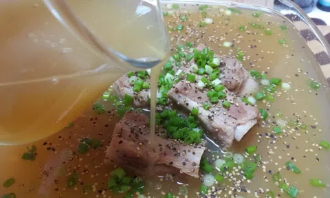 Đã đến lúc tự cứu lấy tim bằng cách NGỪNG ĂN 5 món này vào buổi tối dù "mê như điếu đổ"