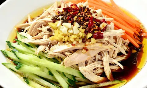 Người đàn ông suy thận vì ăn thịt gà theo cách này