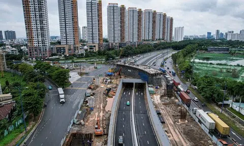 TẠO SỨC BẬT ĐỂ TP HCM BỨT PHÁ: Những "cú hích" từ đất đai