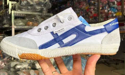 Hà Nội sắp thoái vốn khỏi thương hiệu giày vang bóng một thời