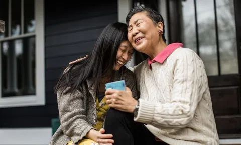 Sau trung niên mới nhận ra: Bố mẹ càng “lười biếng” 1 việc, tương lai con cái càng dễ hiếu thảo, thành công