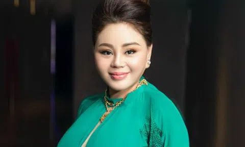 Nghệ sĩ Lê Giang bật khóc vì đau thần kinh tọa, phải chăm mẹ già liệt nửa người