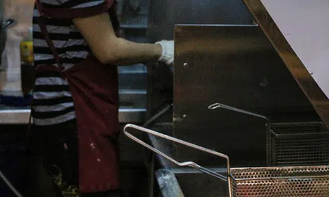 Thứ "phá gan" mạnh nhất không phải rượu, mà là 1 món ăn cả người lớn lẫn trẻ em đều thích