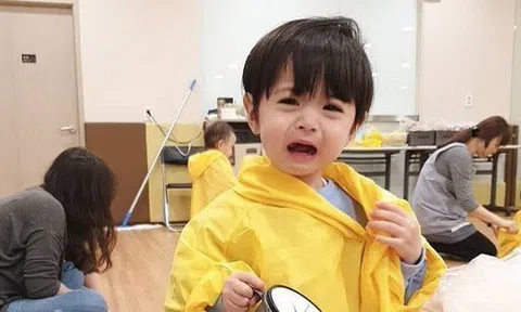 Trẻ hay khóc có 3 điểm HƠN NGƯỜI, cha mẹ đừng vội khó chịu