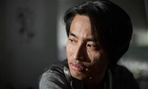 Sau một đêm tài khoản có thêm 35 tỷ đồng, người đàn ông ngậm ngùi: “Tôi bất hạnh quá”