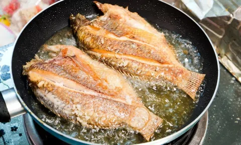 Cách rán cá không tanh, vàng giòn, ngon hơn ngoài hàng