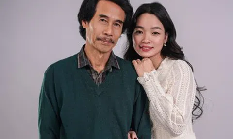 Cuộc sống tròn đầy của diễn viên Phú Đôn bên vợ trẻ kém 25 tuổi