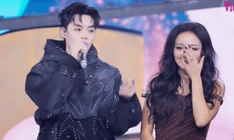 Mẹ Negav xúc động xem con trai diễn, HIEUTHUHAI hỗ trợ Ngô Kiến Huy viết rap