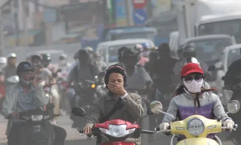 Ô nhiễm không khí vượt ngưỡng 200, "1 buổi sáng ở ngoài đường tương đương hút 2 bao thuốc"