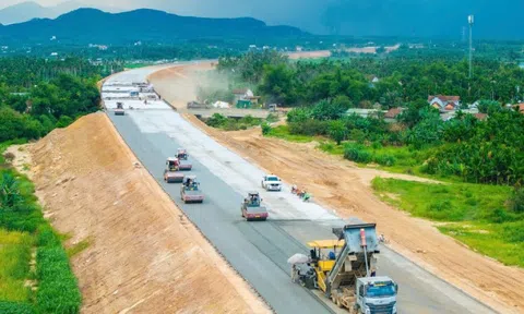 Cao tốc Quảng Ngãi - Hoài Nhơn 'chạy nước rút'