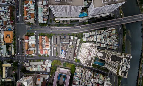 1 km vuông 'đất vàng' TP.HCM có 4 chung cư chờ sập