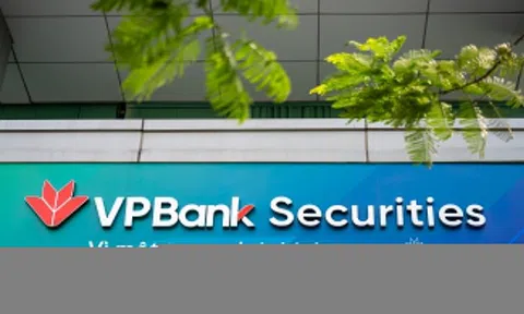 VPBankS chốt giá phiên giao dịch đầu tiên trên HoSE
