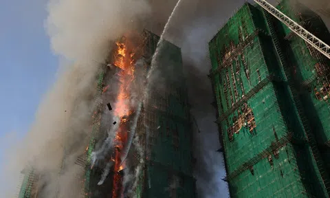 Nạn nhân vụ cháy ở Hong Kong được hỗ trợ hàng chục triệu USD