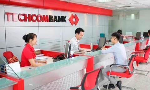 Từ 1/1/2026, Techcombank sẽ đóng băng giao dịch chuyển tiền/ rút tiền và khóa tài khoản đối với các khách hàng sau