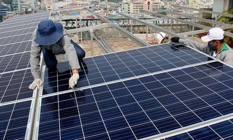 Hà Nội đẩy mạnh điện mặt trời và đảm bảo an ninh năng lượng đến năm 2045