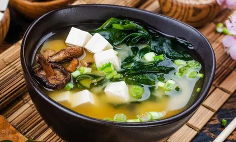 Gây sốt vì quá nhiều lợi ích, rong biển bất ngờ bị gọi tên trong danh sách thực phẩm cần thận trọng với 3 nhóm người này