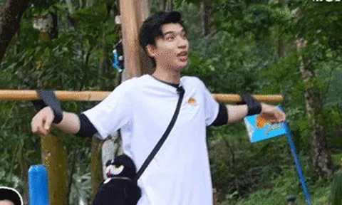 Cody Nam Võ 'chê' Ngô Kiến Huy, HIEUTHUHAI la toáng khi làm bia đỡ đạn