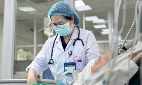 Người đàn ông từ Thái Lan về Việt Nam chữa bệnh 'vi khuẩn ăn thịt người'