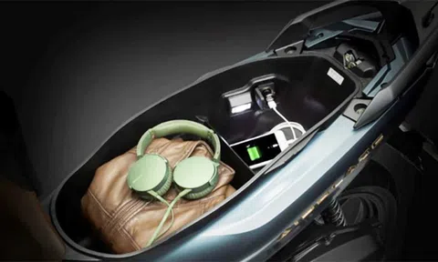 10 thứ không nên bỏ vào cốp xe máy